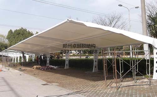 膜結(jié)構(gòu)：輕盈、靈動(dòng)的現(xiàn)代建筑之美