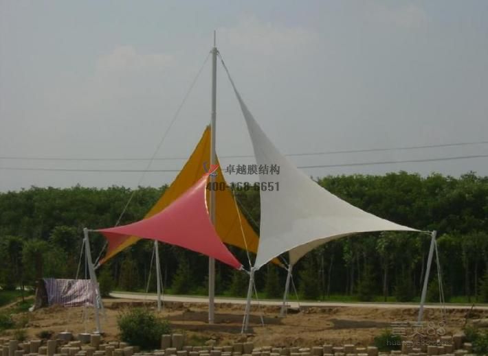 臨沂<font color='red'>張拉膜結構</font>景觀設計施工【案例圖片】
