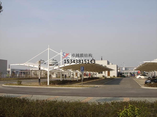 淮濱<font color='red'>膜結(jié)構(gòu)車棚</font>【生產(chǎn)設計】
