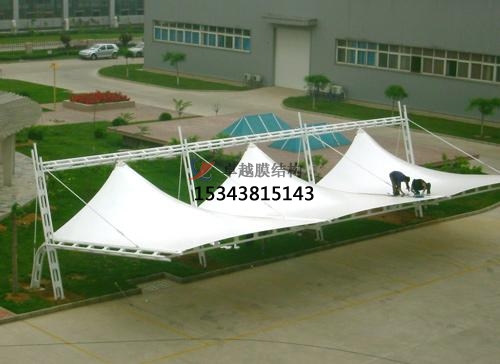 如何對(duì)PTFE膜材建筑進(jìn)行清洗？